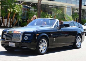 На чем ездят звезды: самые крутые автомобили знаменитых людей (40 фото)