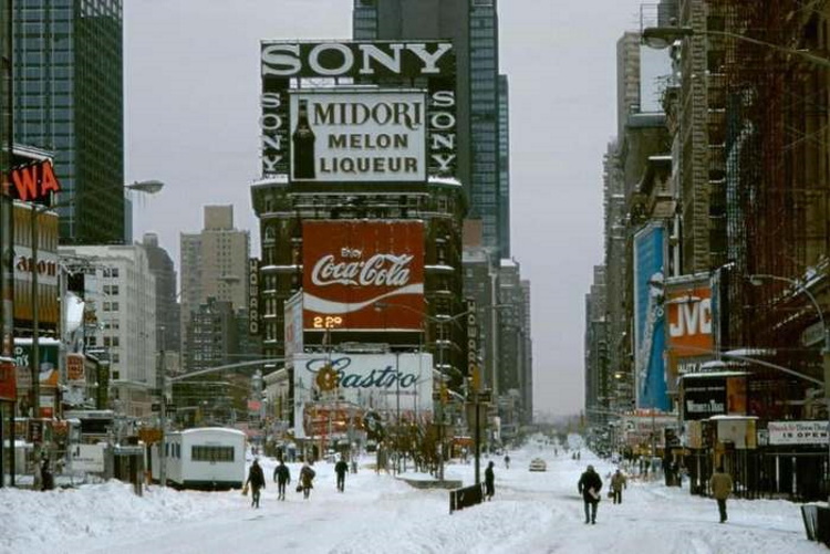 Жизнь Нью-Йорка 20 века в самых нетривиальных фотографиях