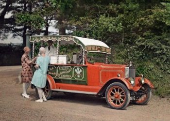 Zhizn' v 1930-kh godakh v SSSR Yevrope i Amerike