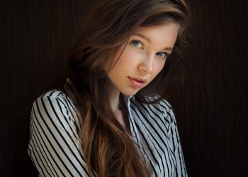 30 привлекательных девушек, очаровывающих своей естественной красотой