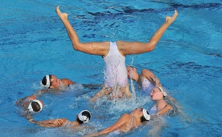 30 Proofs That Synchronized Swimming Is the Funniest Sport
