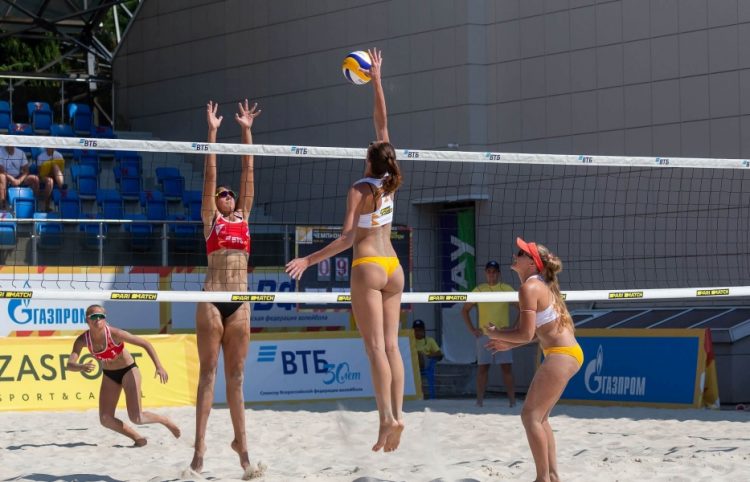 25 Dynamic and Vibrant Shots of Women's Beach Volleyball