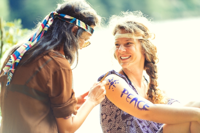 35 Rare Woodstock Photos That Show Just How Crazy Woodstock Really Was