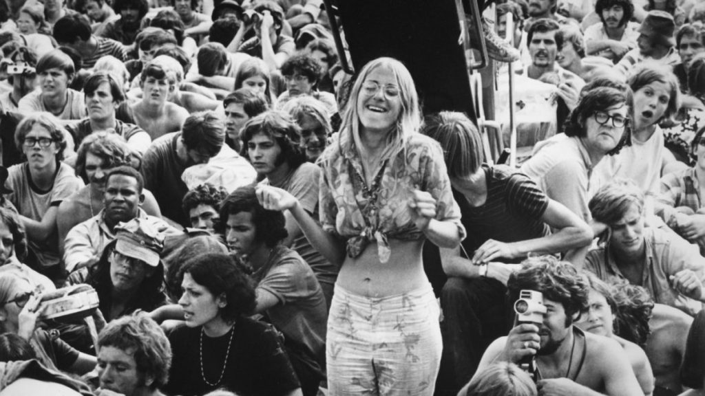 Rare Woodstock Photos That Show Just How Crazy Woodstock Really Was Page Of