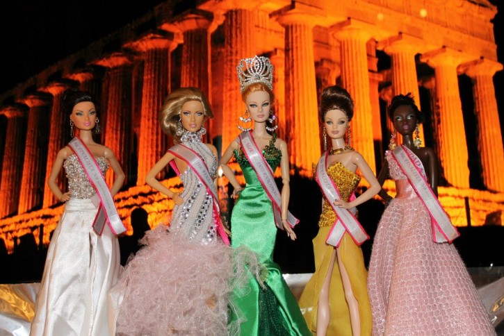 When Beauty Gets Quirky: Captivating Unusual Pageants